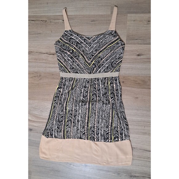 Ann Taylor Loft Women's Beige Black Tribal Aztec Print Mini Dress Size 6 - Picture 3 of 12